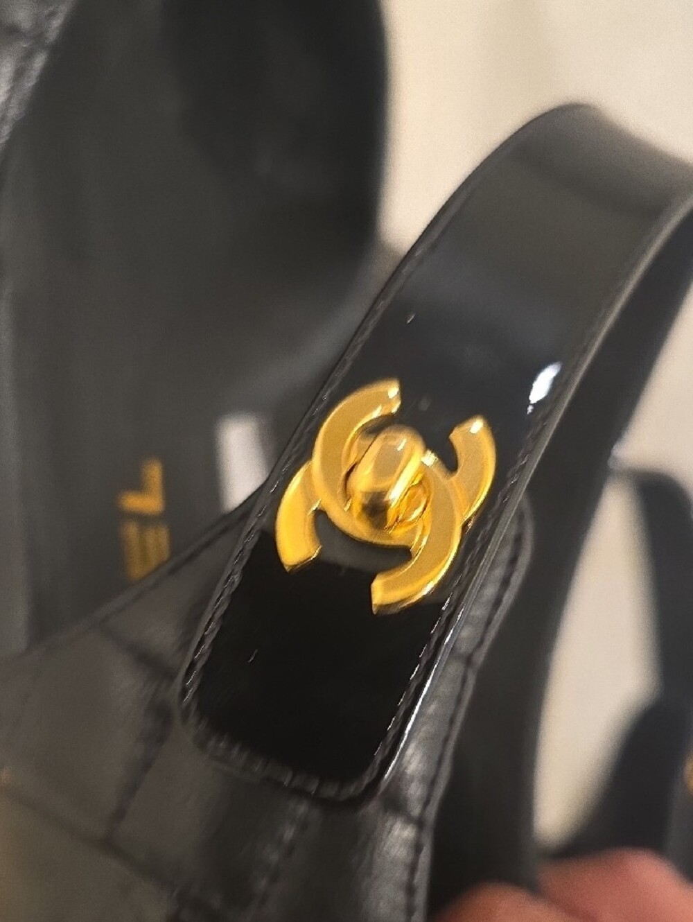 CHANEL Black Quilted Patent Leather/leather Cap-Toe Mary Jane Mules WORN TWICE - Picture 7 of 9